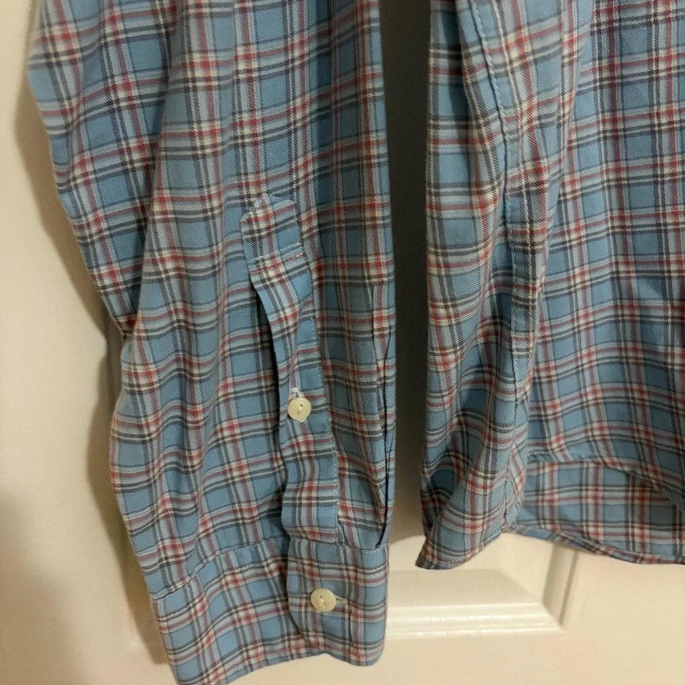 Faherty button down - Picture 4 of 4